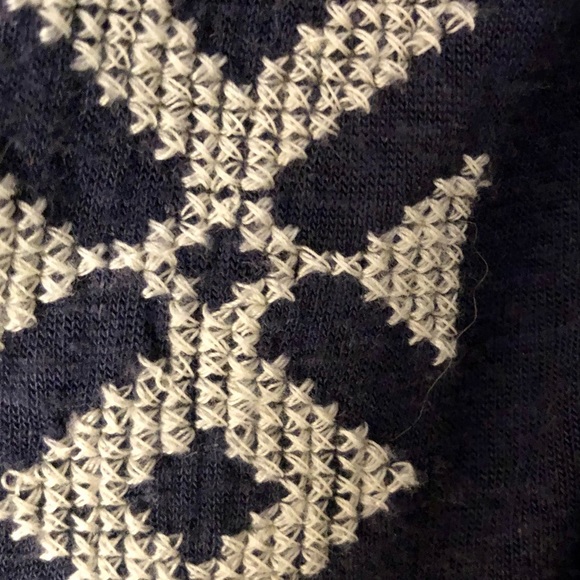 Lucky Brand size M top - Picture 3 of 4